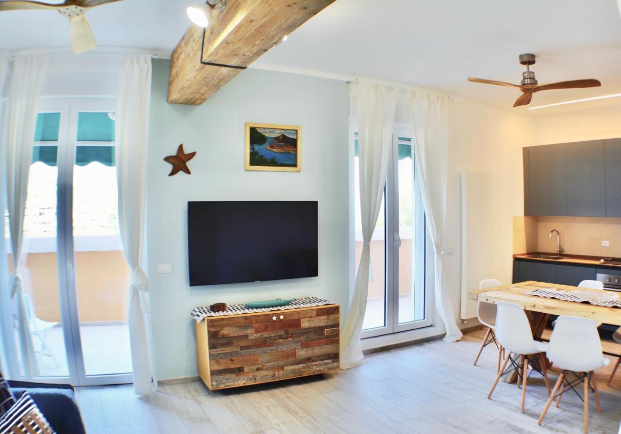 Casemaggi Beach House Terrace 韦内雷港 外观 照片
