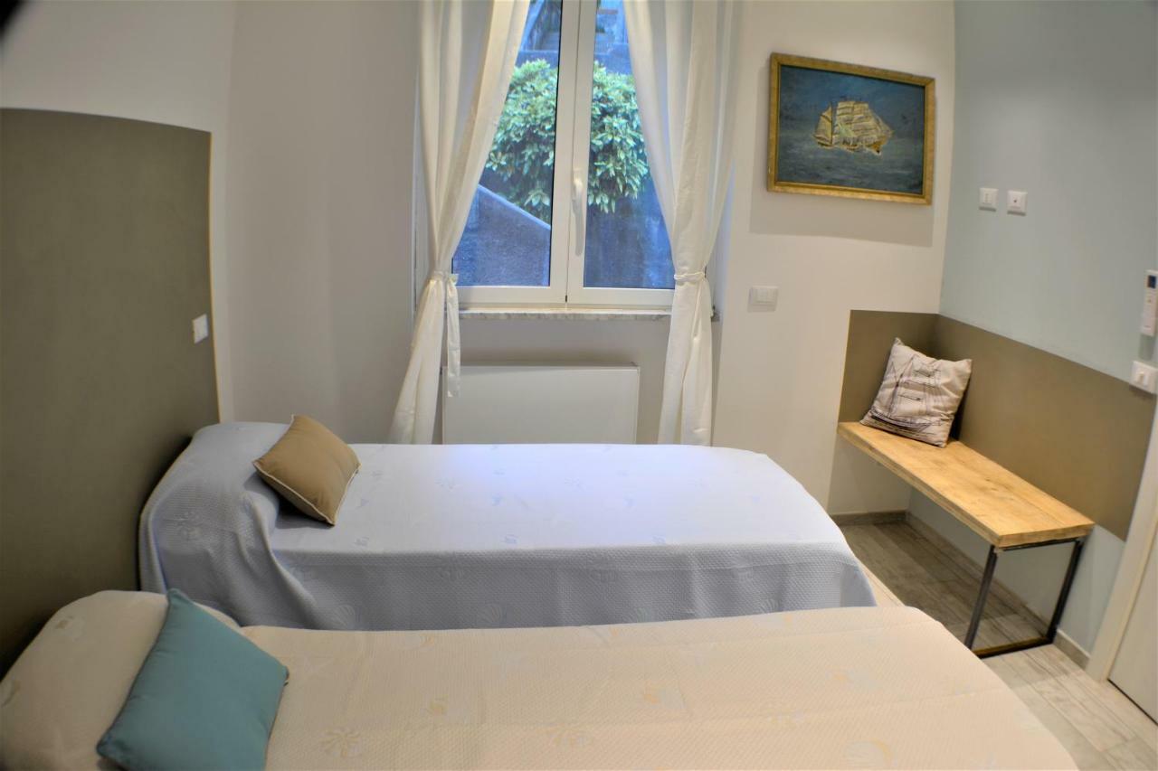 Casemaggi Beach House Terrace 韦内雷港 外观 照片